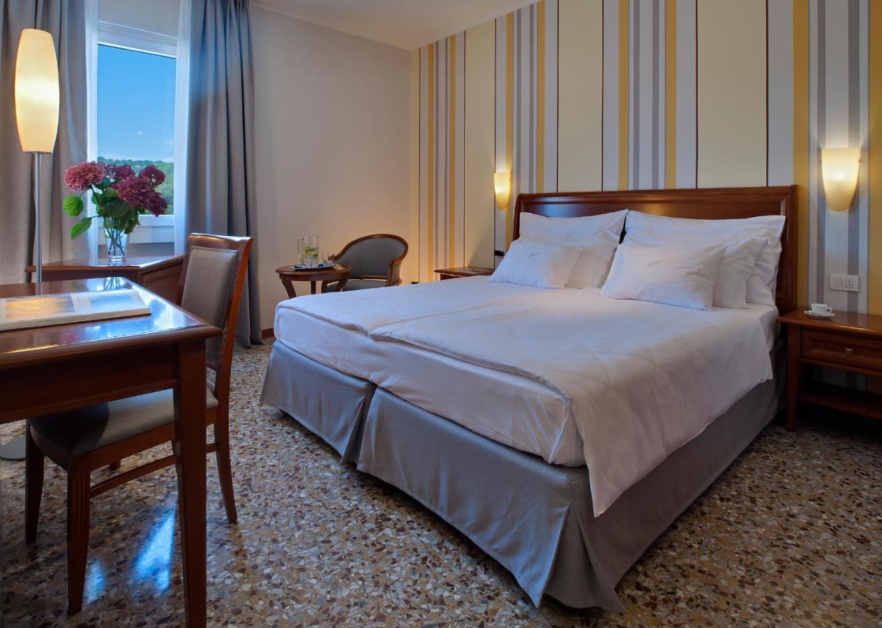 Palace Hotel San Pietro Bardolino Eksteriør billede