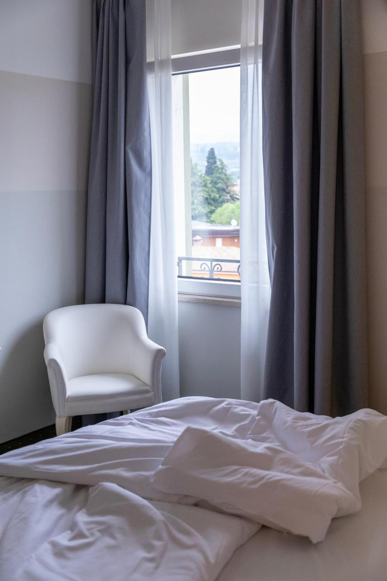 Palace Hotel San Pietro Bardolino Eksteriør billede